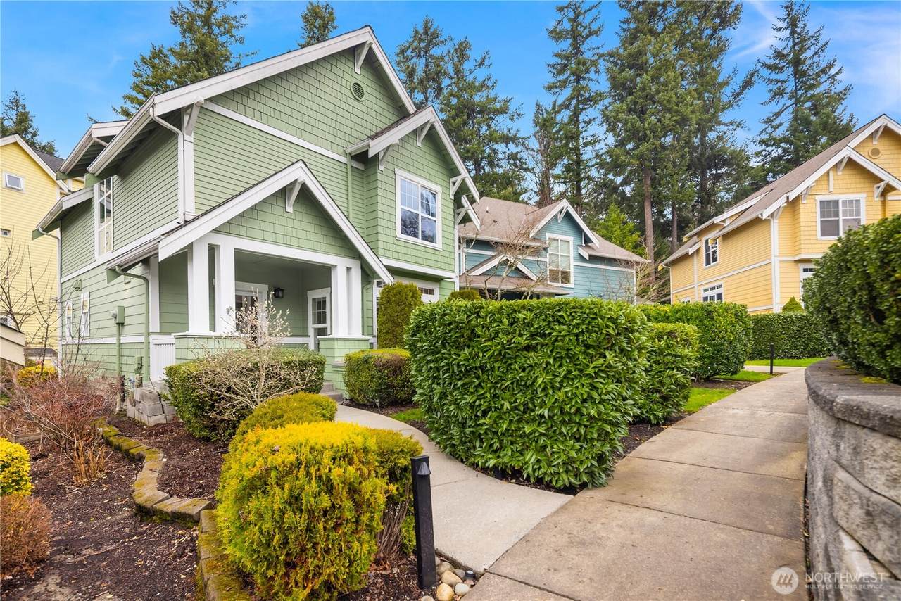 1944 Katsura Street - Photo 1