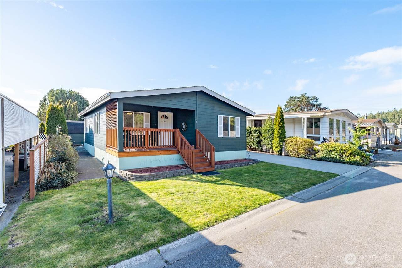 225 Ernst Street - Photo 1