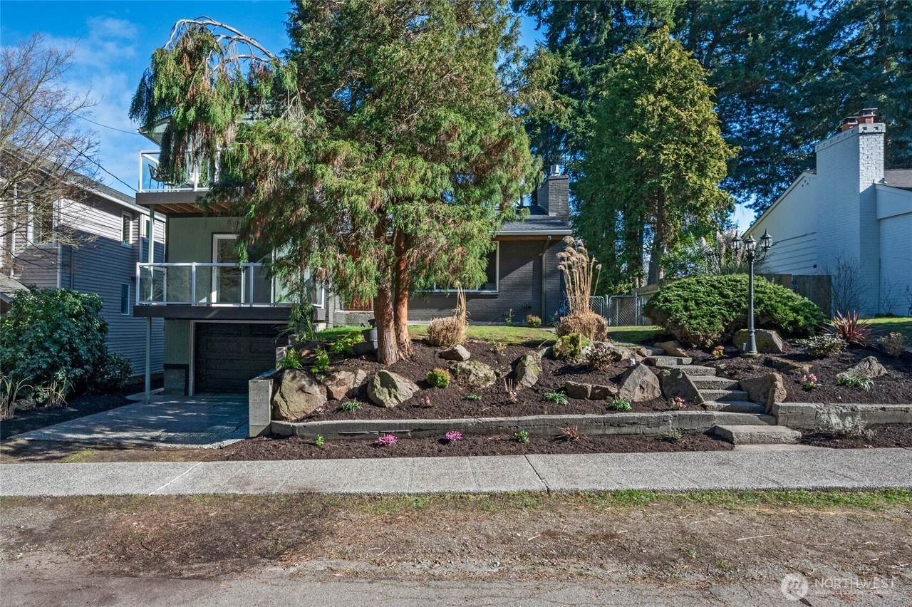 4570 36th Avenue - Photo 1