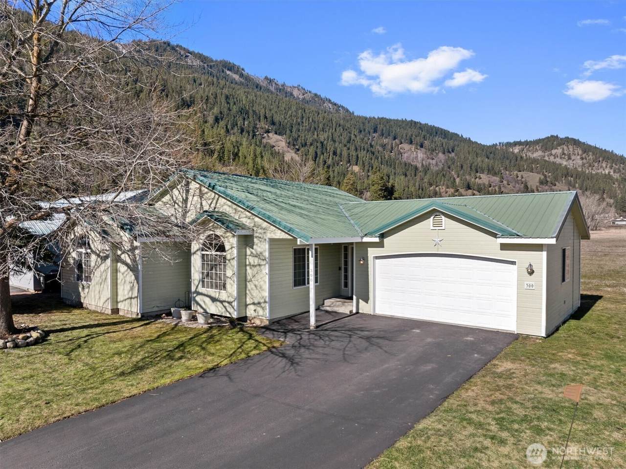 300 Tumwater Drive - Photo 1