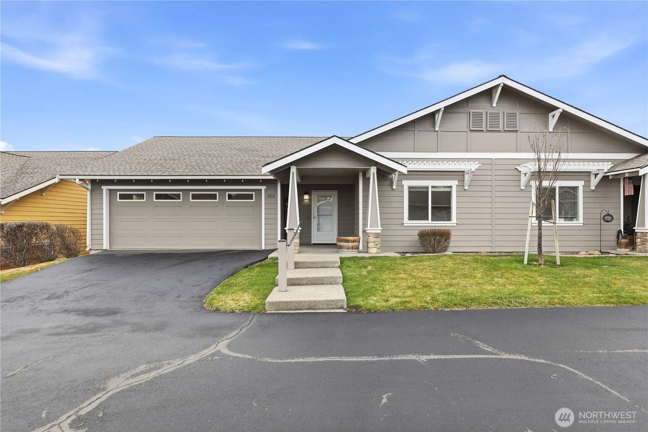803 Willow Street - Photo 1