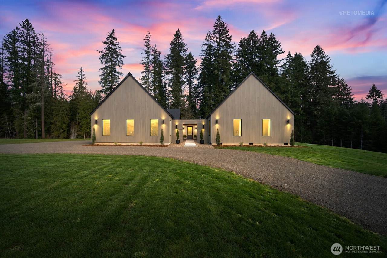 210 Eagle Court - Photo 1
