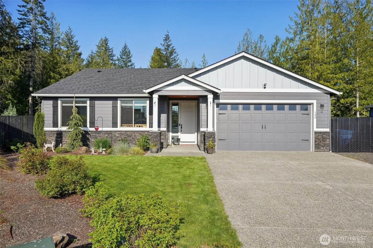 130 Zephyr Drive - Photo 1