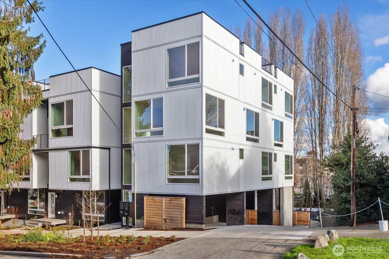 3110 Queen Anne Avenue - Photo 1