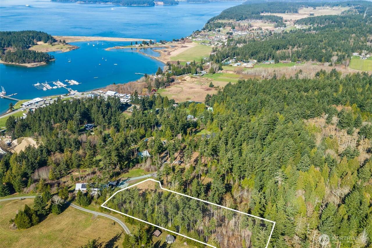 17 Mariner Drive - Photo 1