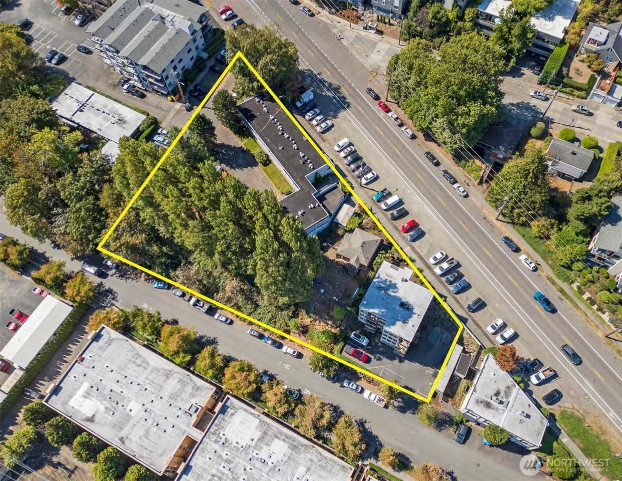 2600 -2626 Thorndyke Avenue - Photo 1