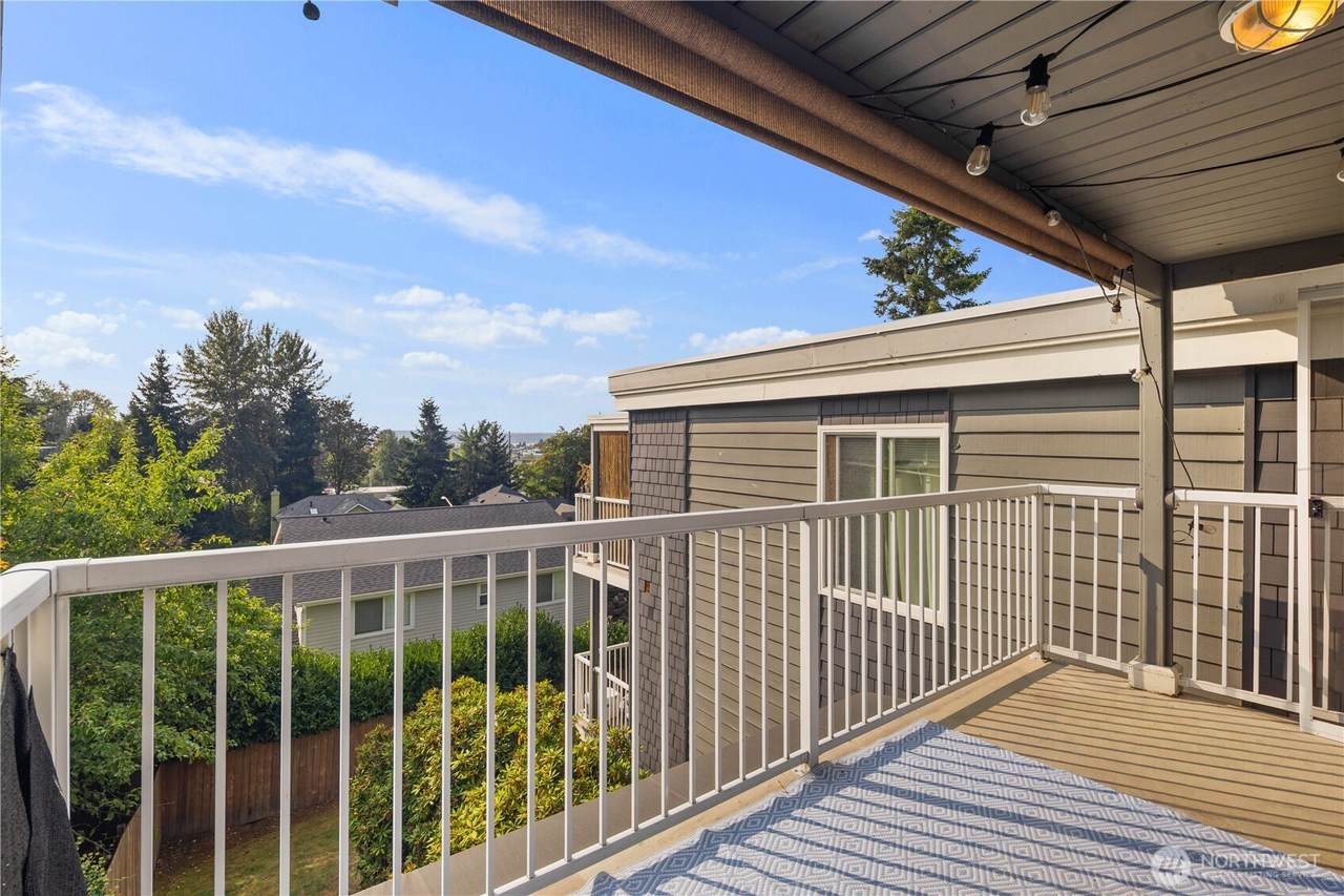 1113 Kirkland Avenue - Photo 1