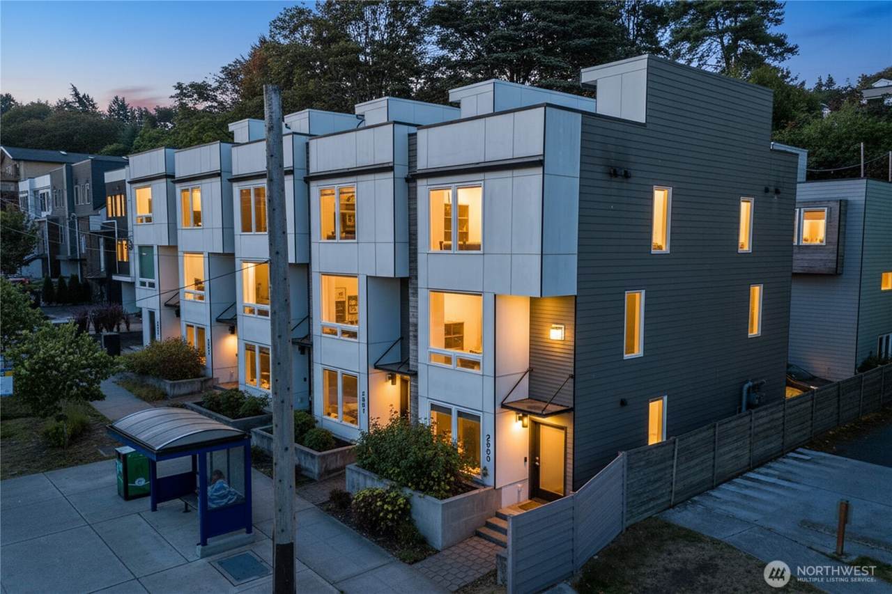 2833 3rd Avenue - Photo 1