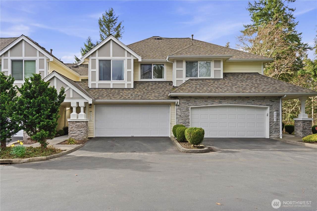 6649 Cougar Mountain Way - Photo 1