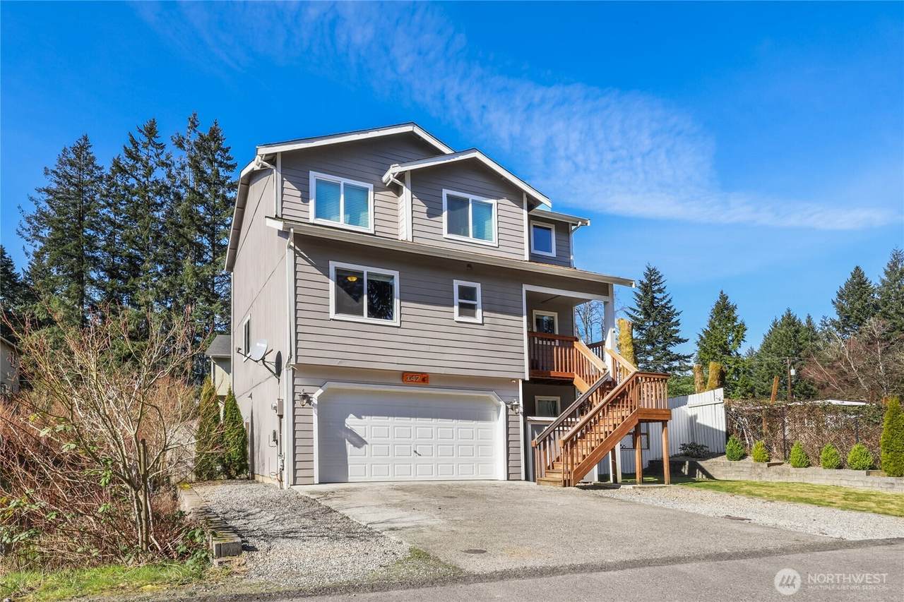 147 Marcia Way - Photo 1