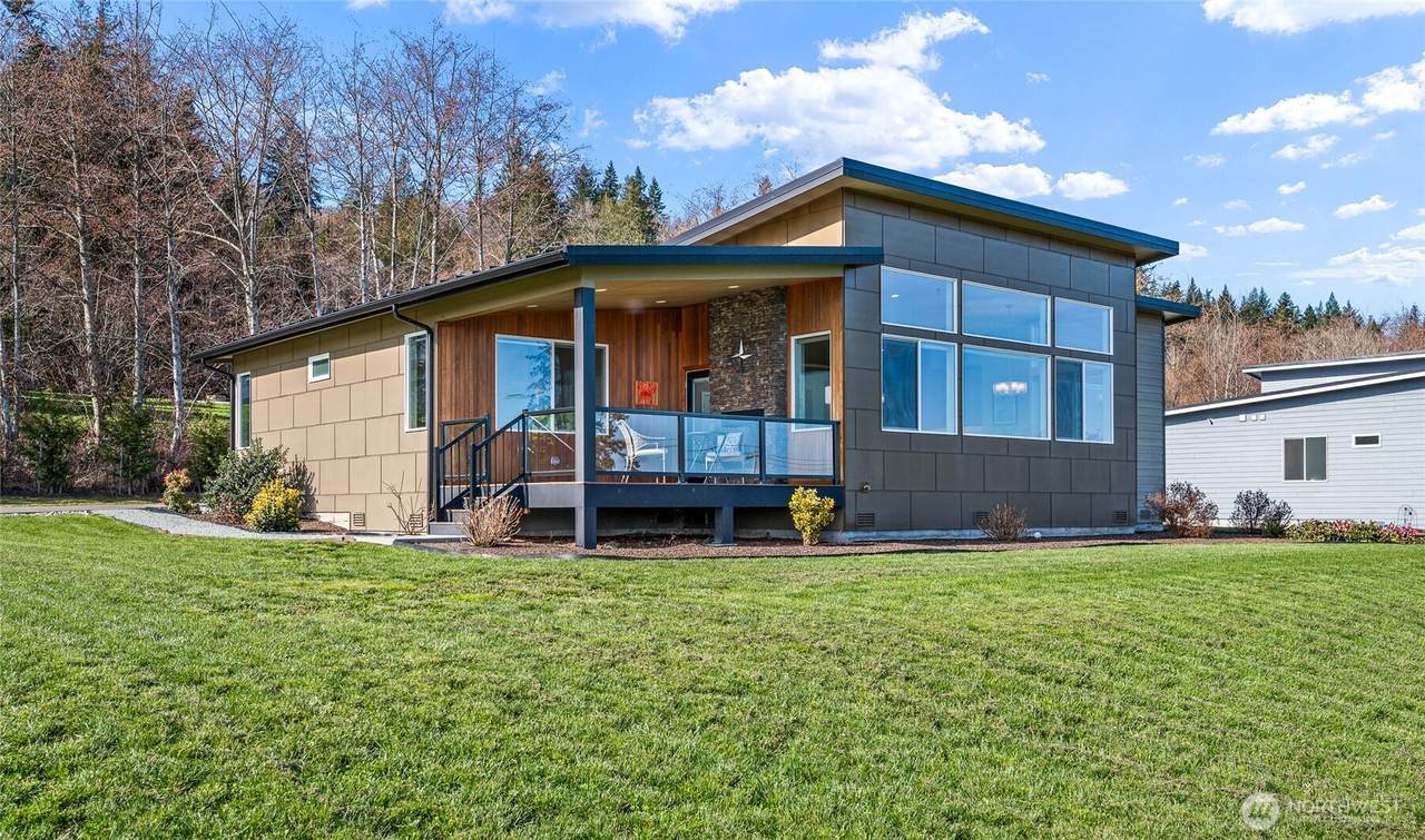 446 Lehman Drive - Photo 1
