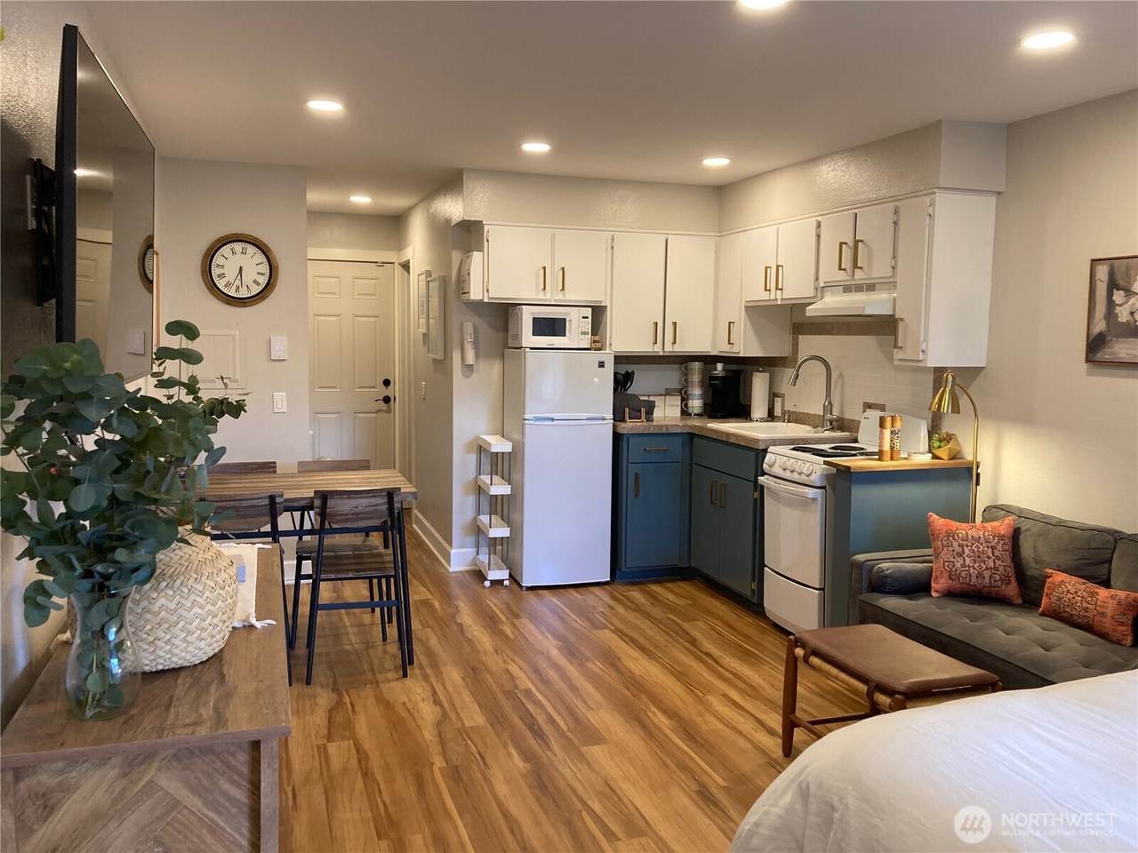 250 Tucker Avenue - Photo 1