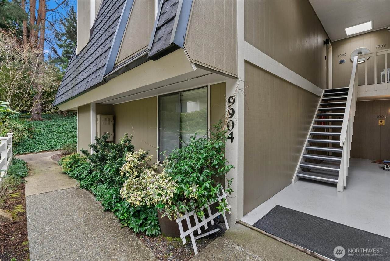 9904 124th Street - Photo 1