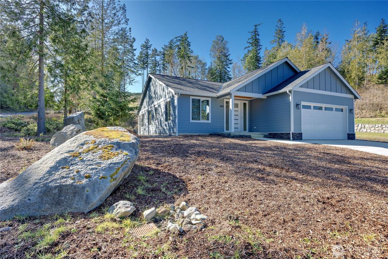4511 Trail Crest Drive - Photo 1