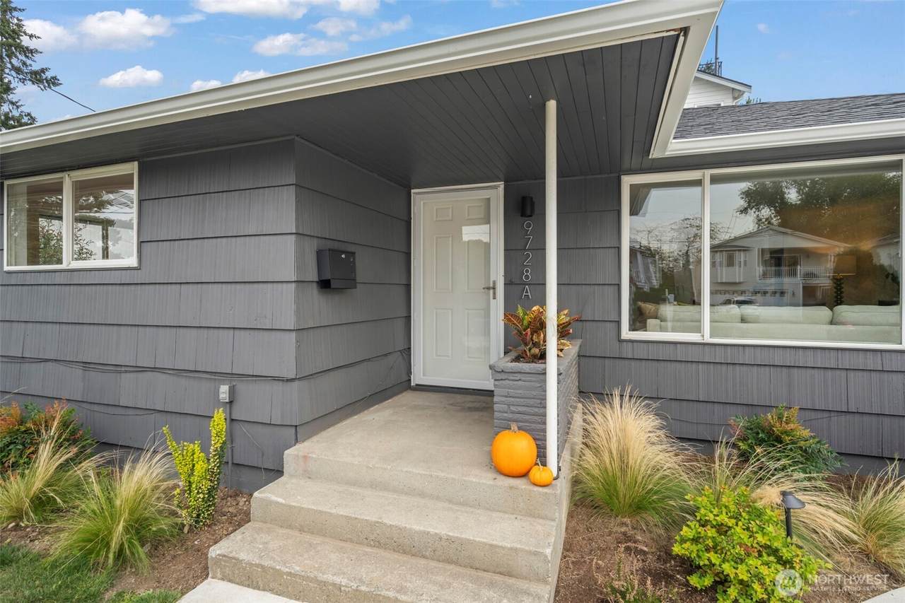 9728 57th Avenue - Photo 1