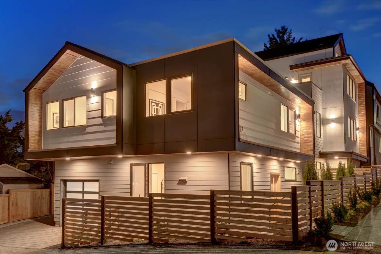 3617 Dakota - Photo 1