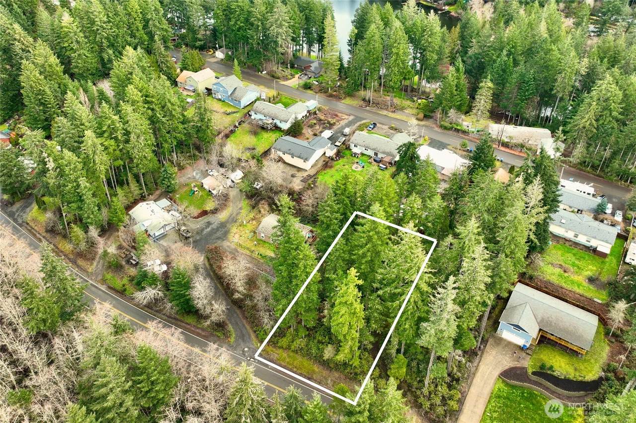 5011 Rasor Road - Photo 1