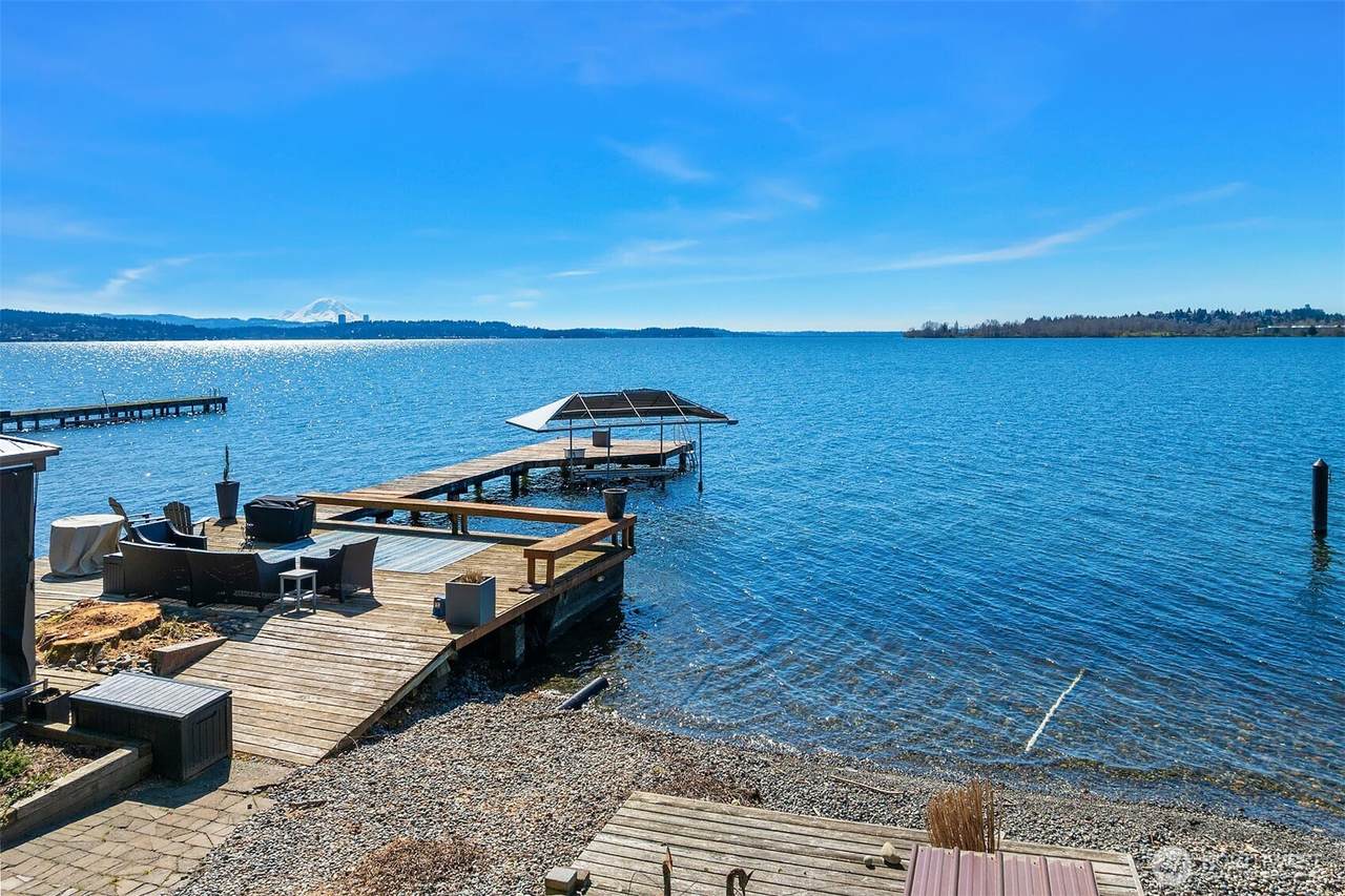 7615 Champagne Point Place - Photo 1