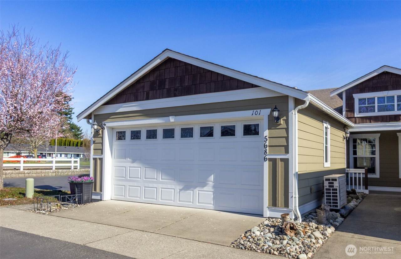 5686 Correll Drive - Photo 1
