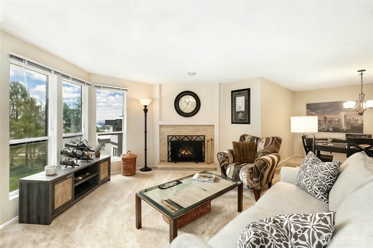 15249 Sunwood Boulevard - Photo 1