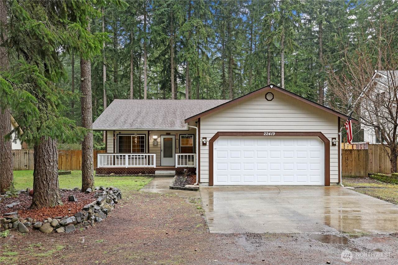 22419 Bluewater Drive - Photo 1