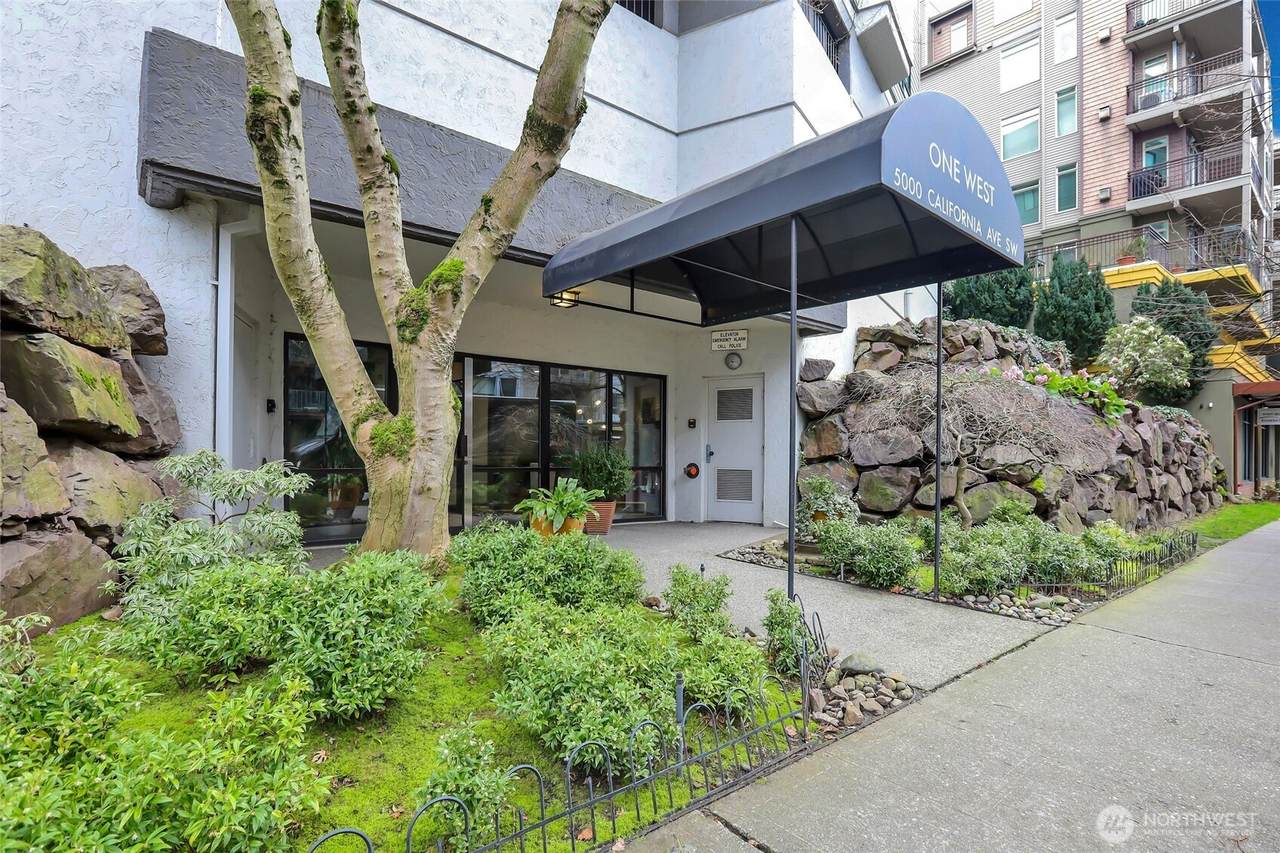 5000 California Avenue - Photo 1