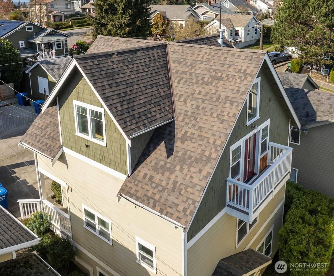 5907 40th Avenue - Photo 1