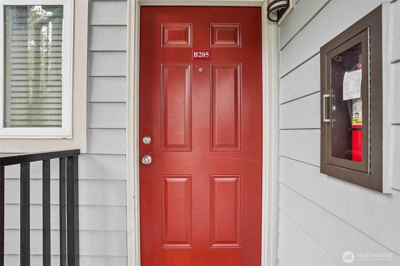 https://bt-photos.global.ssl.fastly.net/nwmls/1280_boomver_1_2488420-1.jpg