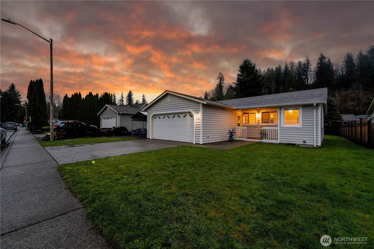 512 Walnut Avenue - Photo 1