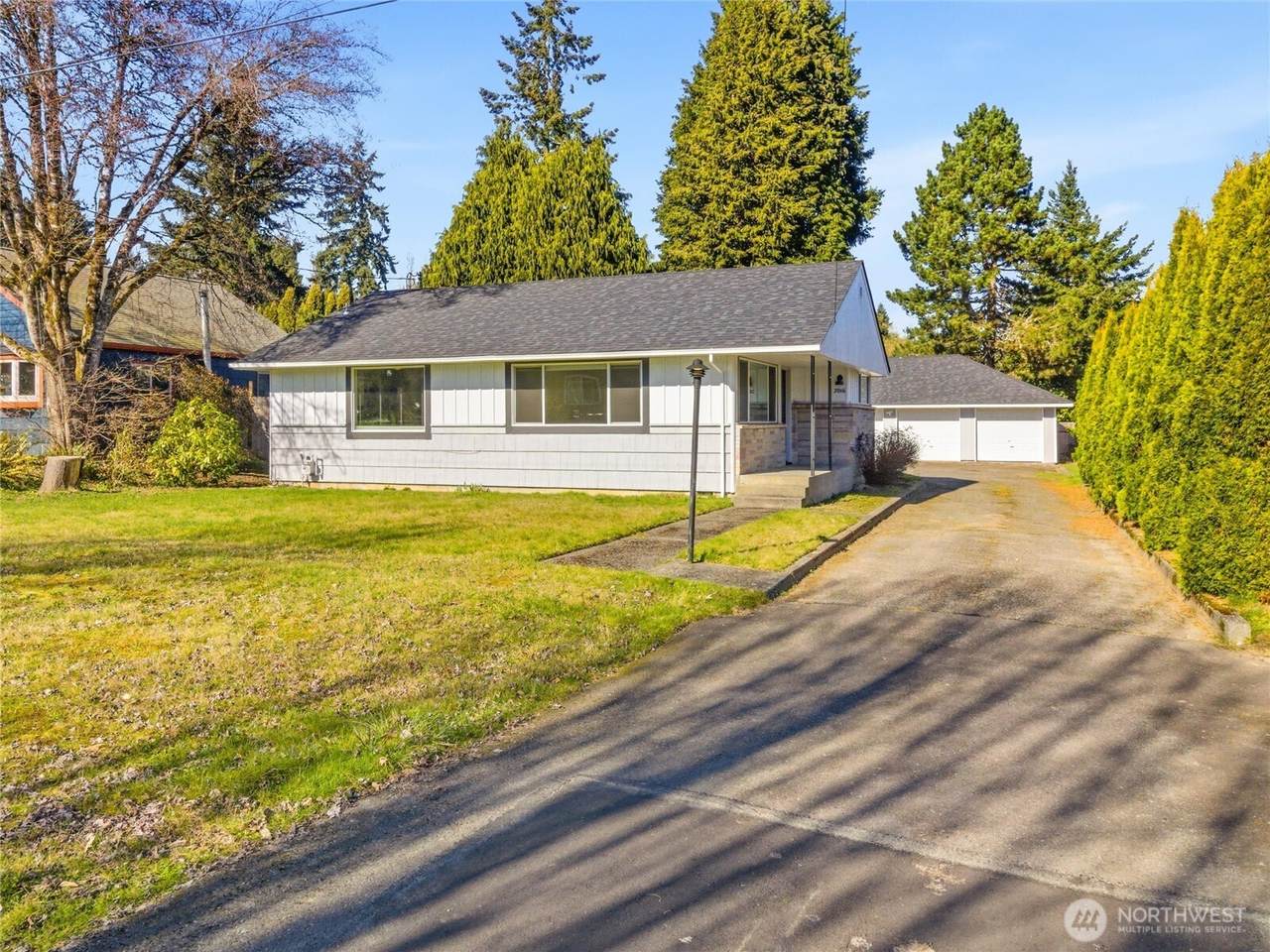 2016 Dickinson Avenue - Photo 1