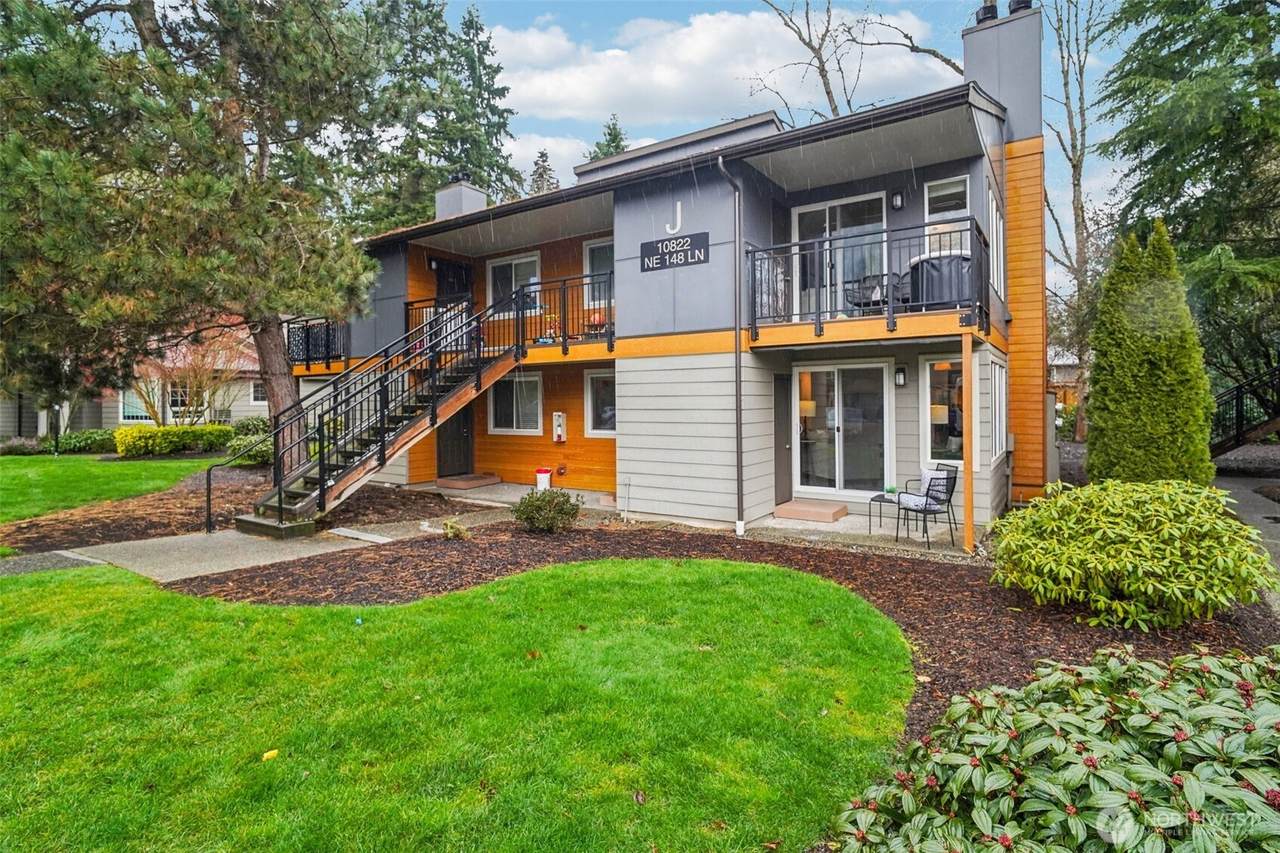 10822 148th Lane - Photo 1
