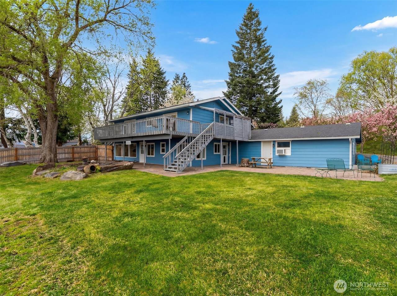 1220 Webb Place - Photo 1