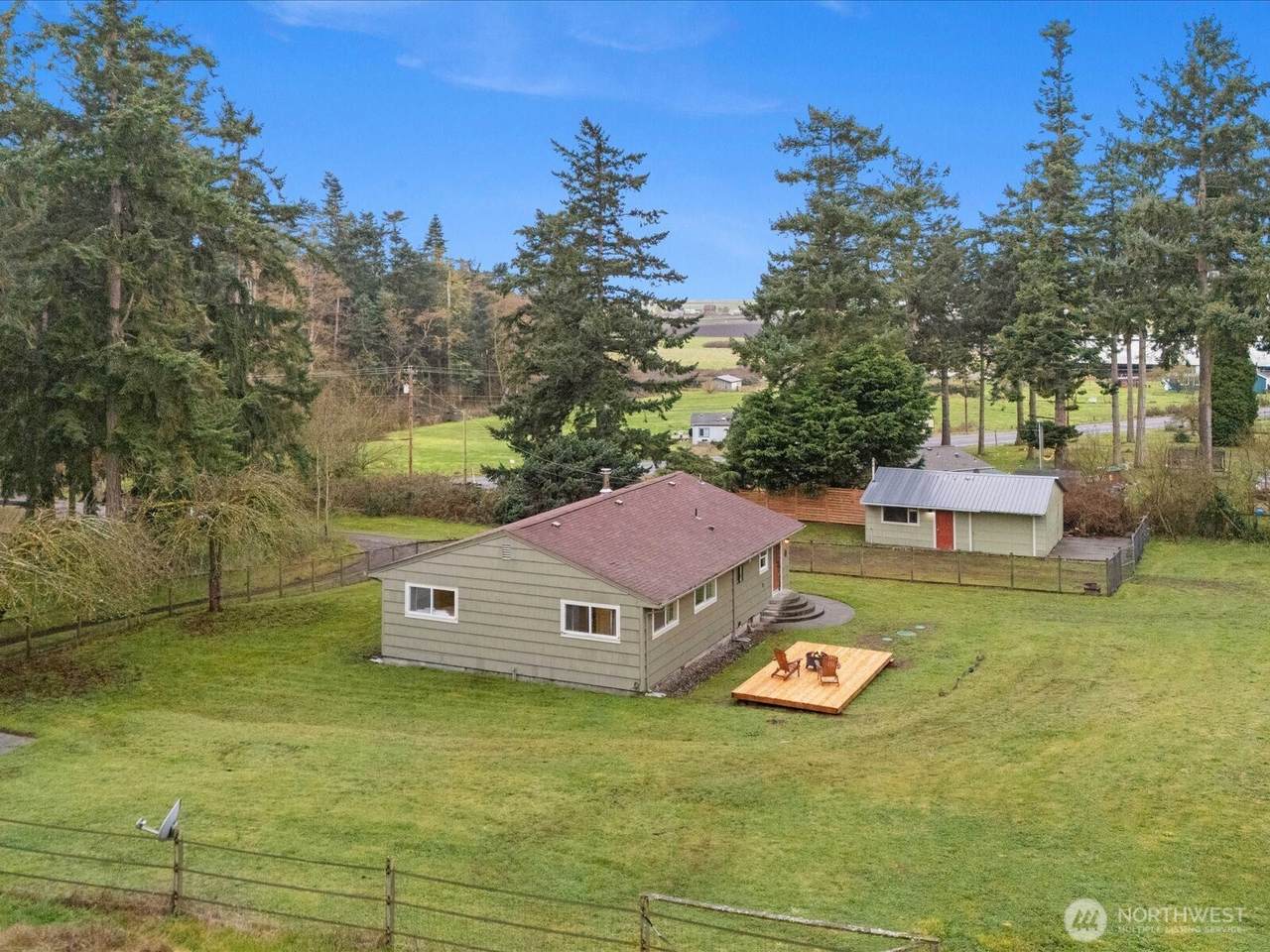 207 Fort Casey Road - Photo 1
