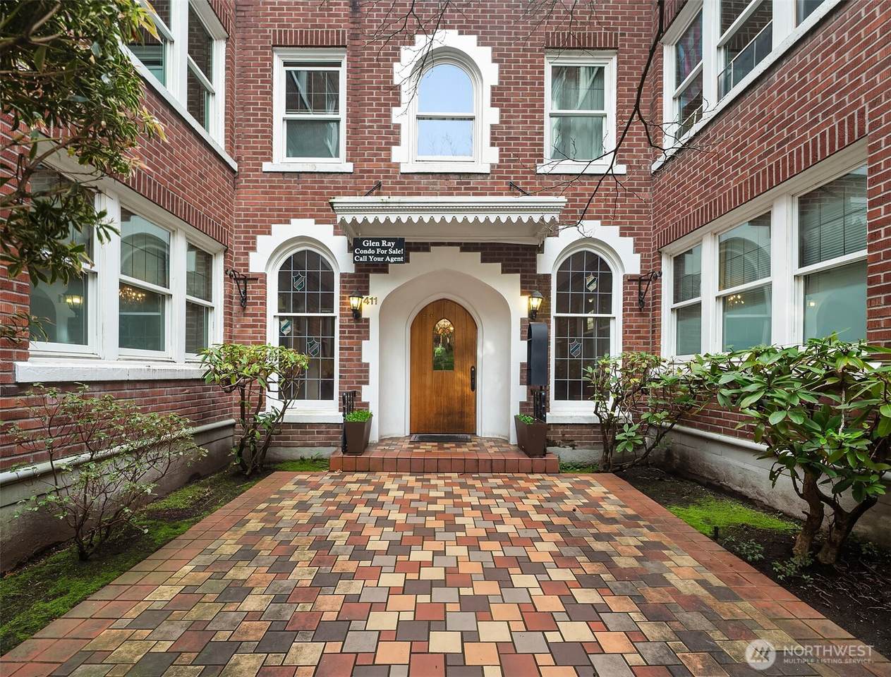411 Boylston Avenue - Photo 1