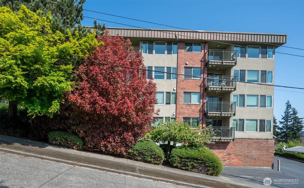 3400 25th Avenue - Photo 1