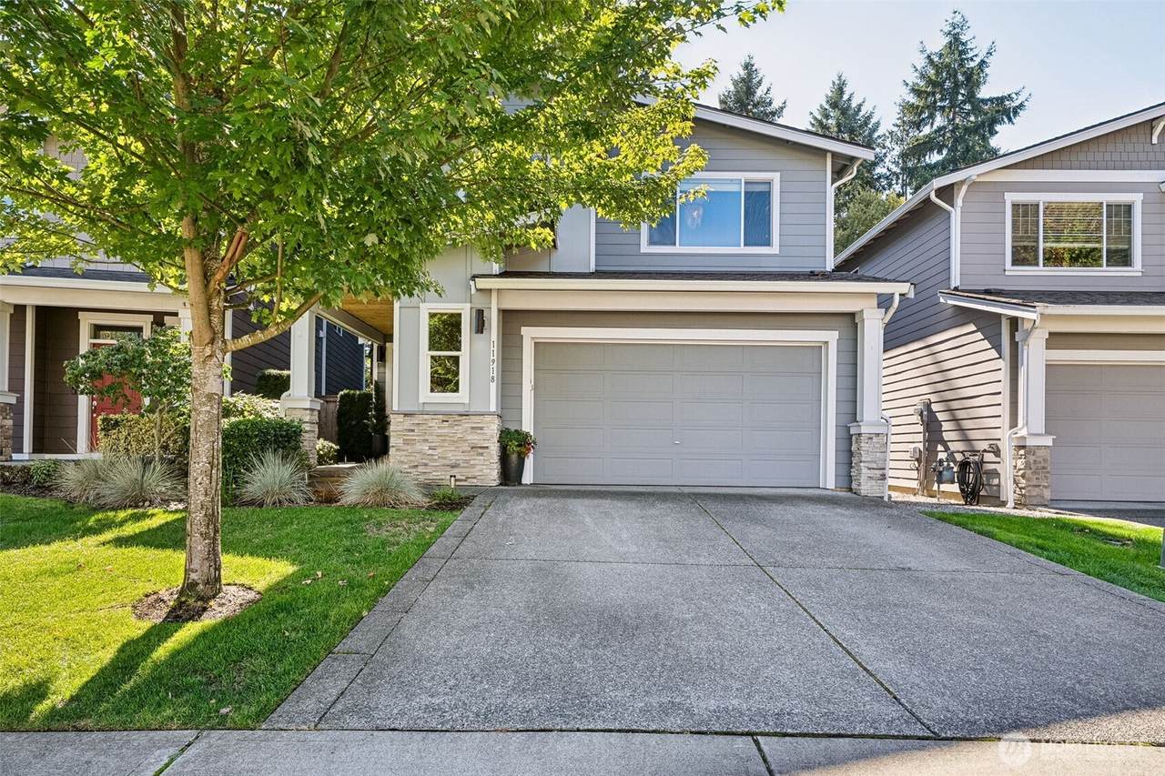 11918 172nd Street Ct - Photo 1