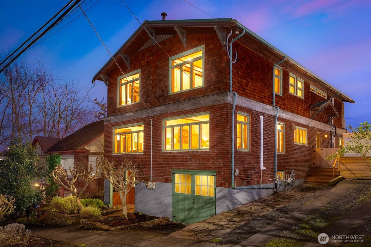 2117 36th Street - Photo 1