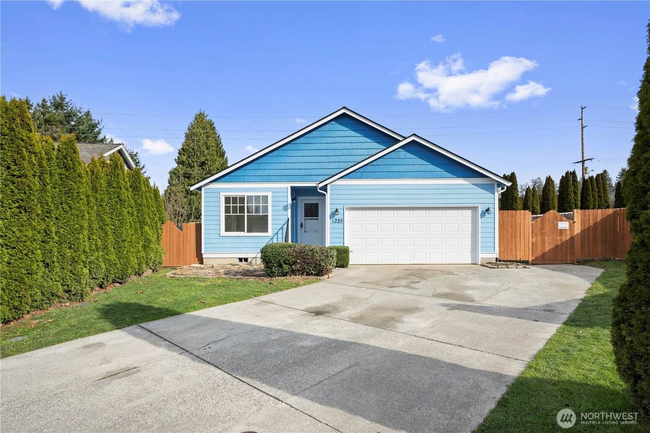1225 Hemlock Place - Photo 1