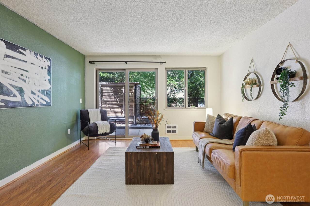 275 Roy Street - Photo 1