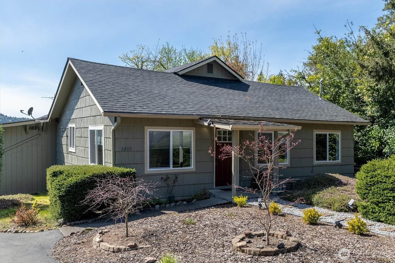 3805 Pacific Way - Photo 1