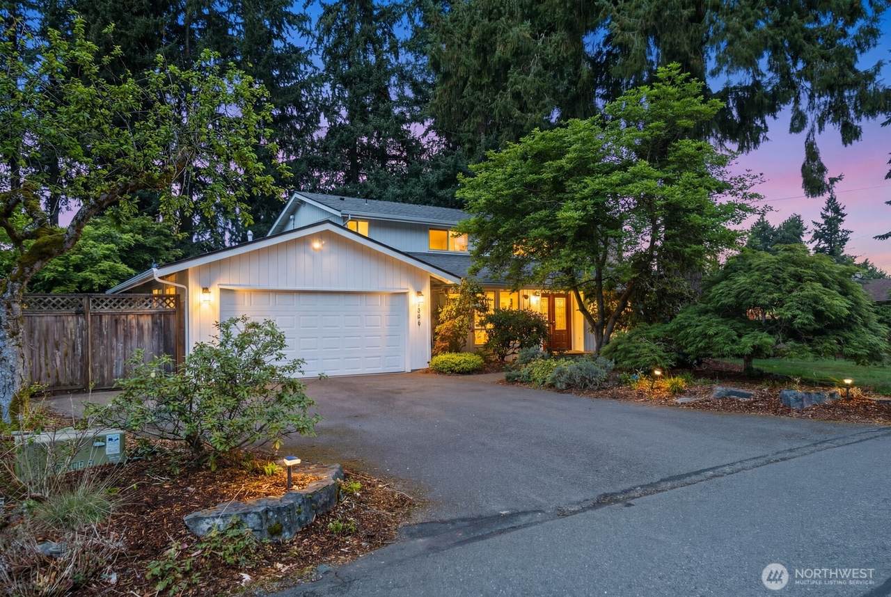 13614 110th Avenue Ct - Photo 1