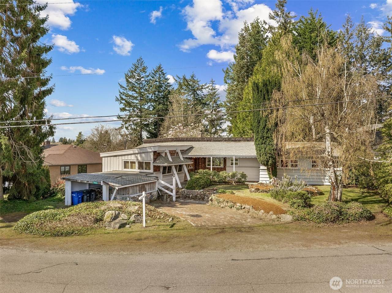 19635 4th Avenue - Photo 1
