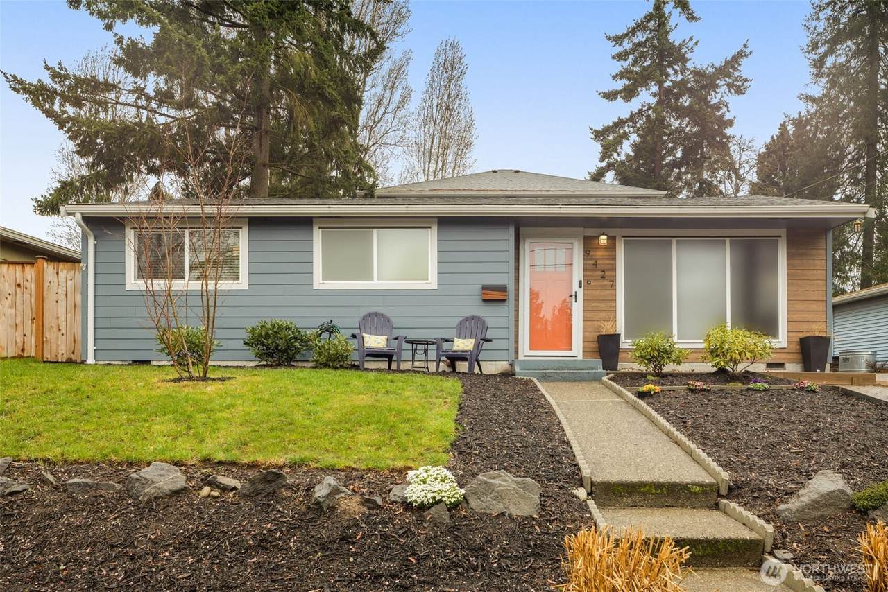 9427 8th Avenue - Photo 1