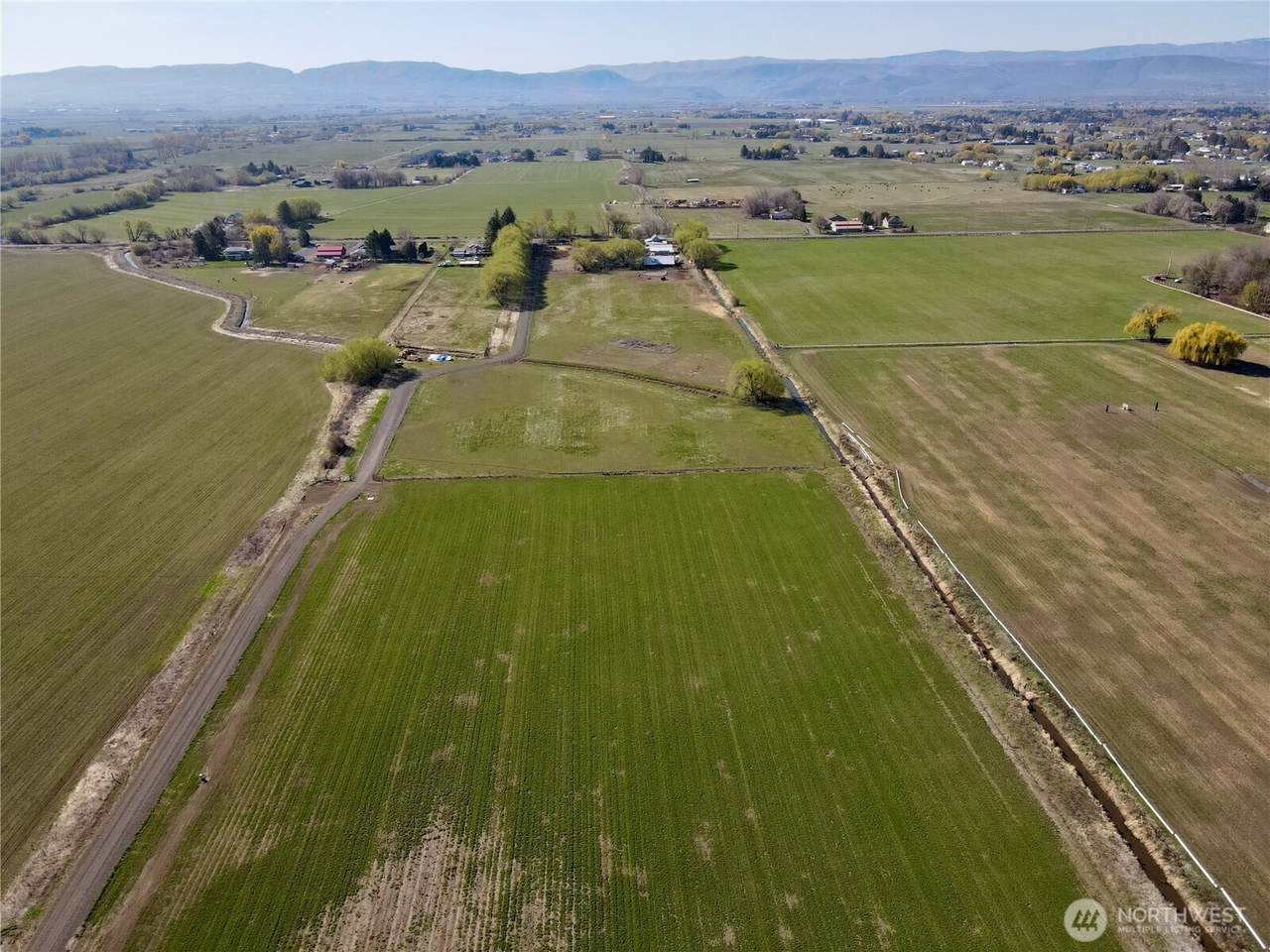 2 xx Lyons Road - Photo 1