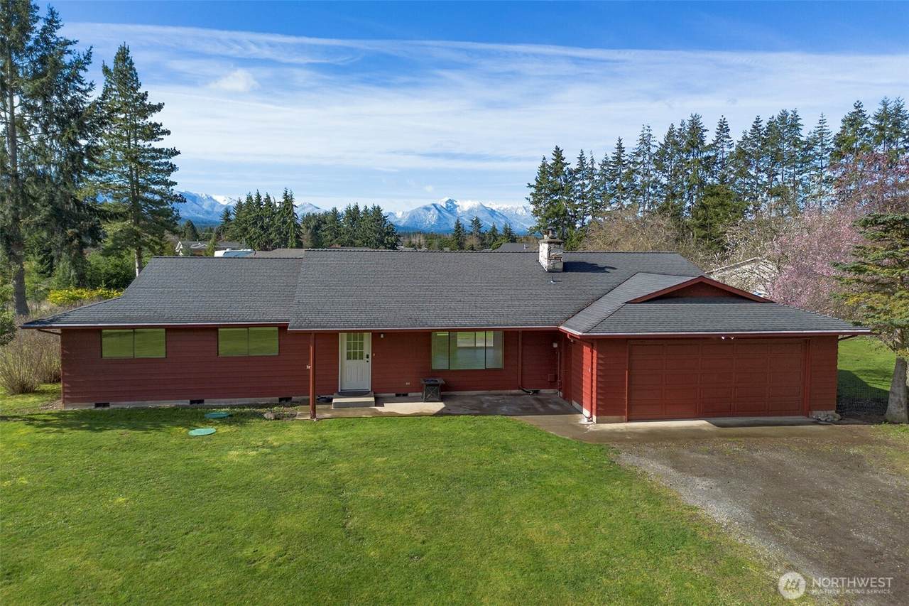272 Grandview Drive - Photo 1