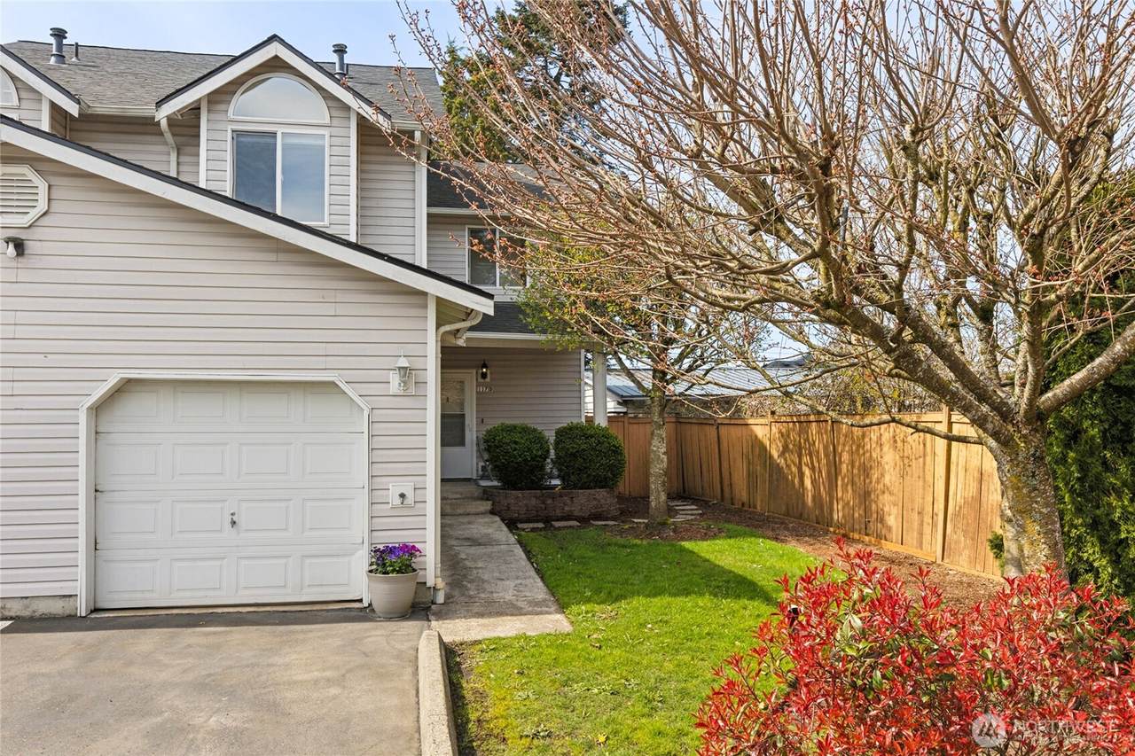 117 21st Street - Photo 1