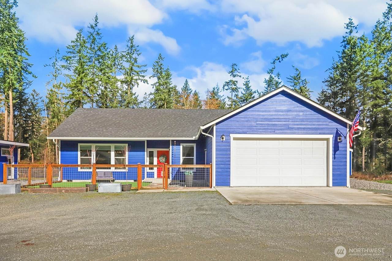 3237 Hilberg - Photo 1