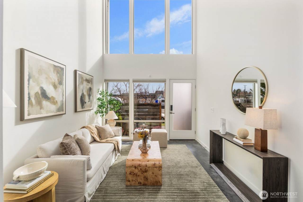 822 49th Street - Photo 1