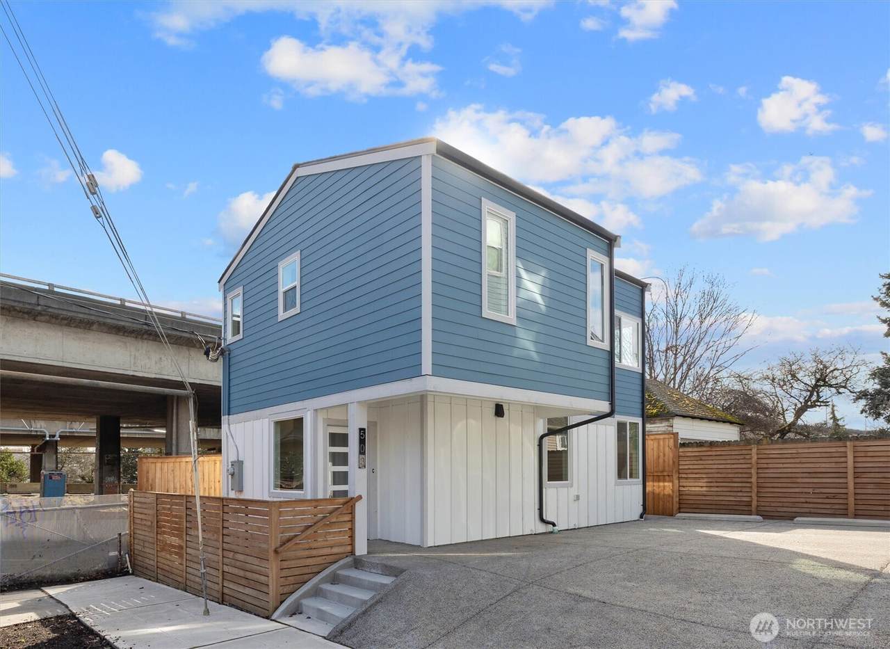 503 42nd Street - Photo 1