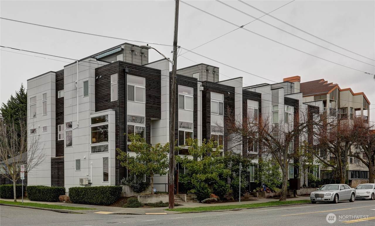 3931 California Avenue - Photo 1